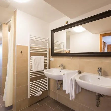 Holiday home Waelder: Quartier Dachsberg